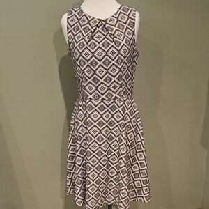 Signature Black & White Diamond-Pattern Sleeveless Fit-and-Flare Dress